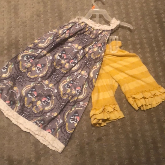 Ruffle set - Picture 2 of 4